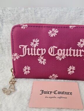 NWOT Juicy Couture Pink Floral Zip Around Wallet